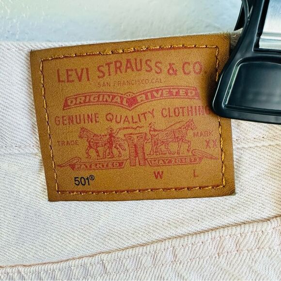 Levi’s Fresh Collection Pale Pink 501 Button Fly Cut Off Shorts Size 26 - Picture 5 of 6